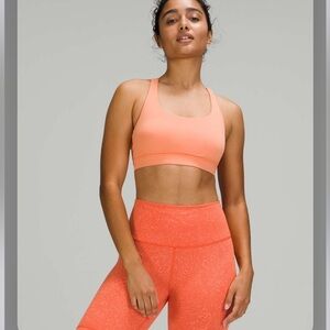 Lululemon Wunder Train High-Rise Short 6" in Crunch Warm Coral